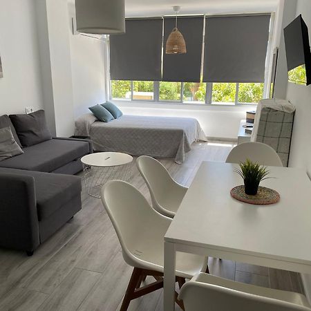 Estudio Nuevo Y Con Piscina 贝纳尔马德纳 外观 照片