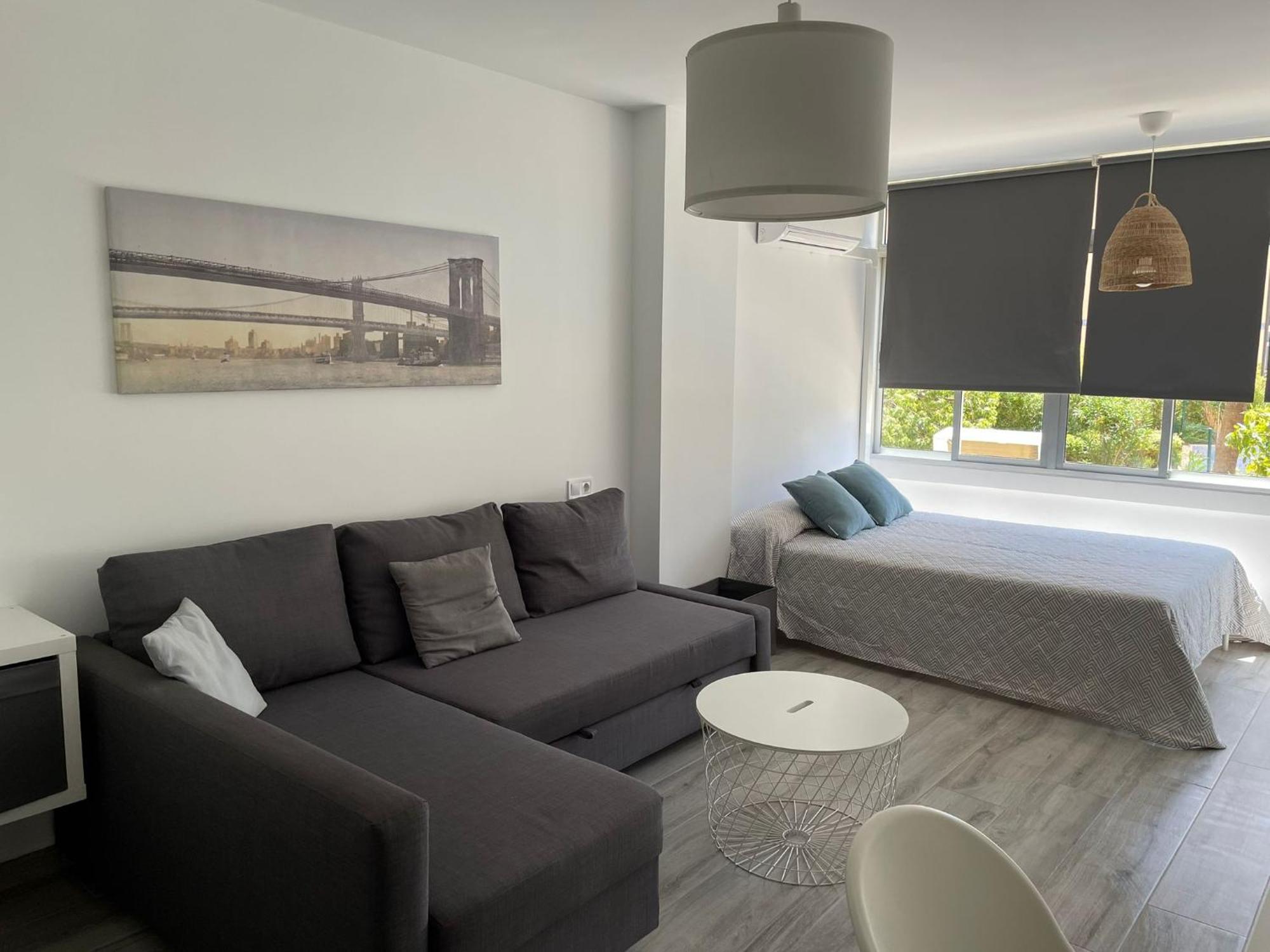 Estudio Nuevo Y Con Piscina 贝纳尔马德纳 外观 照片